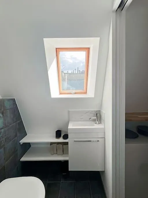 Fully Renovated For 2 *