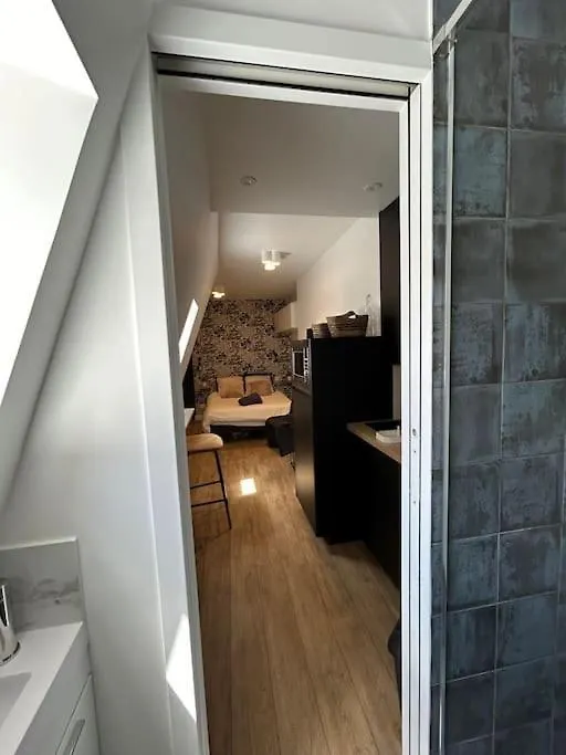 Fully Renovated For 2 *