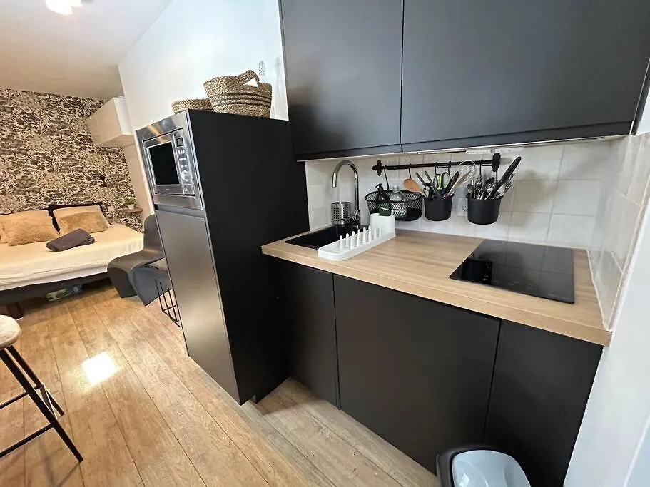 Fully Renovated For 2 * Parigi