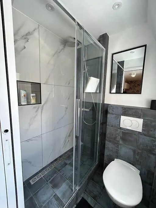 Fully Renovated For 2 Parigi